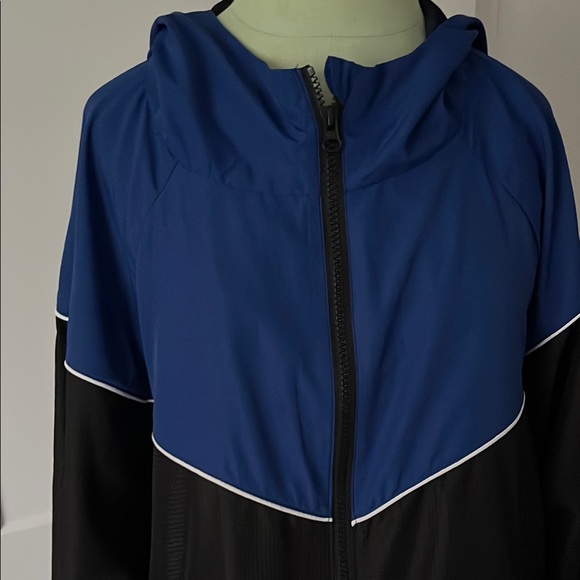 IVY PARK Blue and Black Jacket with Chevron Design - Picture 3 of 11